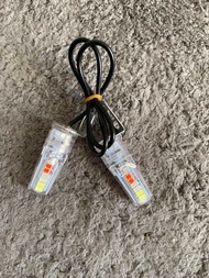 ไฟเลี้ยว ไฟตัดหมอก LED  ไฟตาแมว กันน้ำ คุณภาพสูง ใส่ได้หลายรุ่น ไฟแต่ง ไฟเลี้ยวมอไซค์ ราคาต่อ 1 คู่（