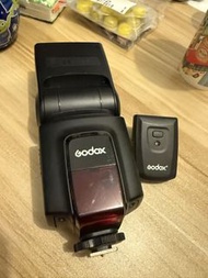 Godox Flash with Transmitter 相機閃光燈