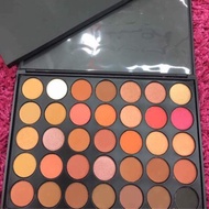 EYESHADOW 35O2 SECOND NATURE EYESHADOW PALETTE