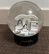 Chanel 水晶球