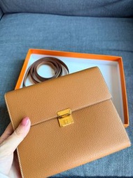 Hermes clic16
