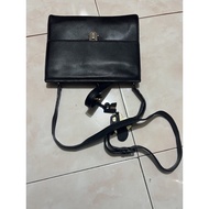 Lovecat Preloved bag for live selling php10.350