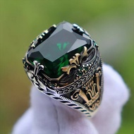 Cicin Elegan Pria Desain Batu Hijau / Green Stone Imitation Ring Gaya Retro Ukuran Adjustable
