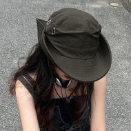 JClub ของขวัญหมวกเดินป่ากัน UV สำหรับฤดูร้อนหมวกดีไซน์มีเชือกผูกที่ทันสมัยและมีเชือกรูดสำหรับเพื่อนค