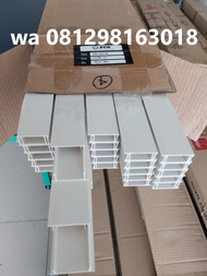 Tali air / U Channel / Groove Joint SCK U25 W UPVC