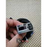 【可開發票】基恩士LR-TB2000,新舊見,線長