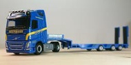 全新 HERPA 313278 1/87 VOLVO FH GL 半低裝載拖車頭（盒損，拖車尾部警示燈遺失）