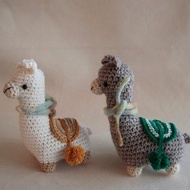 手鉤玩偶 手作娃娃 毛線動物 繡花 草尼馬 羊駝