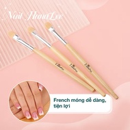 Fen nail tip brush helps operate Fen nail tips easier when doing nails