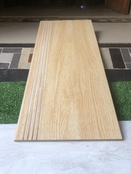 stepnosing granit tangga motif kayu 30x60