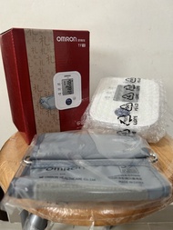 OMRON TF18 上臂式電子血壓計