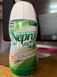 Nepro complete renal nutrition HP有四支