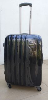 American Tourister hard Suitcase 硬喼
