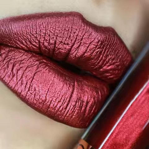 4Pcs/Set Metallic Lip Gloss Pearly Diamond Fine Glitter Matte Moisturizing Waterproof No-stick Cup L