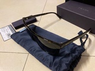 Prada 太陽眼鏡