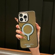 【磁吸板】夜空黑磨砂鏡面金 iPhone 15 Pro/15 ProMax手機殼