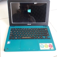 netbook asus e202s