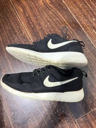 Nike roshe run one女鞋 23.5cm 5.5y
