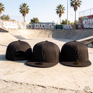 LA Dodgers League Essential Black 59FIFTY Fitted Cap-classic style
