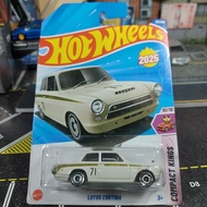 Hot Wheels Lotus Cortina Cream