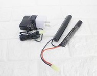 2館 9.6V 鎳氫電池 雙胞胎+ 9.6V 充電器 ( 充電電池AEG EBB電動槍AK步槍BB槍BB彈MP5玩具槍