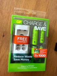 全新GP charge 4粒充電池連充電器 $50