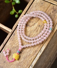 秒殺價和田玉藕粉毛衣鏈  上身簡單大方