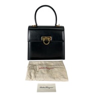 Salvatore Ferragamo E210536 迷你手提包 Gancini 手提包
Salvatore Ferragamo黑 [二手]