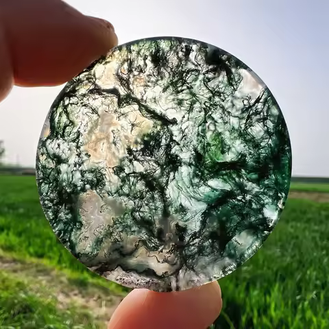 A natural moss agate slice, green seaweed agate disc, exquisite home decoration, perfect for room dé