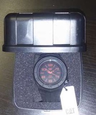 CAT 5 红黑色電子手錶
