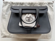 Hermes 全新黑金Mini Halzan