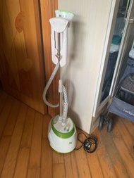 直立式蒸氣熨斗·掛燙機 Standing Garment Steamer 千色店