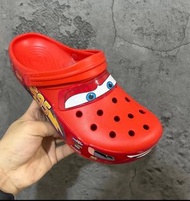 Cars x Crocs卡骆驰 Classic clog "Lightning McQueen" 休闲舒适 洞洞鞋 男女同款 红色