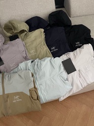 外國優惠預訂 Arcteryx 始祖鳥Squamish Hoody輕薄風殼連帽 薄款風褸外套