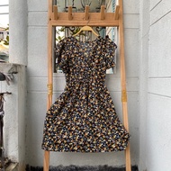 2hand SHE.IN floral dress, waist 56 to 80cm, length 83cm, code 258