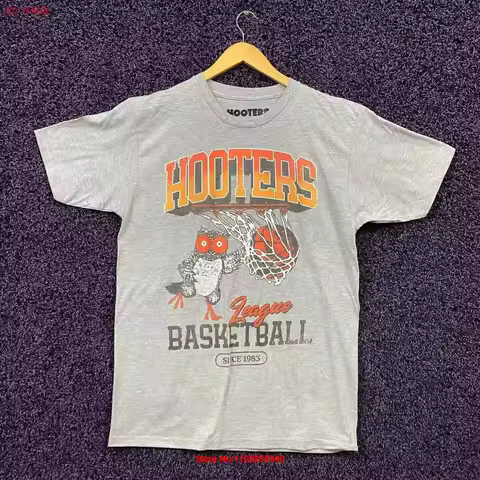 Hooters Basketball League T Shirt size large vintage Washed fashion Slightly designer clothes Comfor