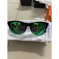 CLERANCE OLDSTOCK ❗️❗️HAWKERS Sunglasses Gloss Black 2 Tone green
