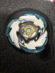 Beyblade 戰鬥陀螺 帝王藍天馬暴擊W