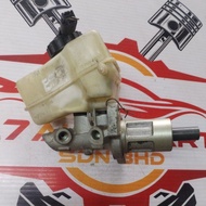BMW E90,E87 MASTER PUMP USED