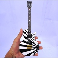 Gibson Les Paul Kamikaze Piyu Signature Guitar Miniature