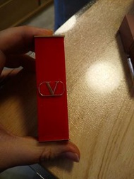 Valentino 唇膏