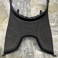 Miếng lót sàn trên chổ để chân người lái xe SH Mode đời 2013 đến 2019 phụ tùng dàn áo thay thế