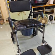 带轮子老人坐便椅可折叠家用移动洗澡椅