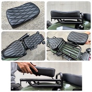 เบาะซ้อนท้าย Diabolus ลายข้าวหลามตัดใส่กับตระแกรงท้ายแต่งรหัส CT73 สำหรับ Honda CT125 [ส่งจาก K-SPEE