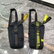 新品途米TUMI背包 TAHOE系列 798675D 男生潮流時尚斜背包 進口防水尼龍 輕便大容量胸包 男生包包 腰包（下單請備註顏色）