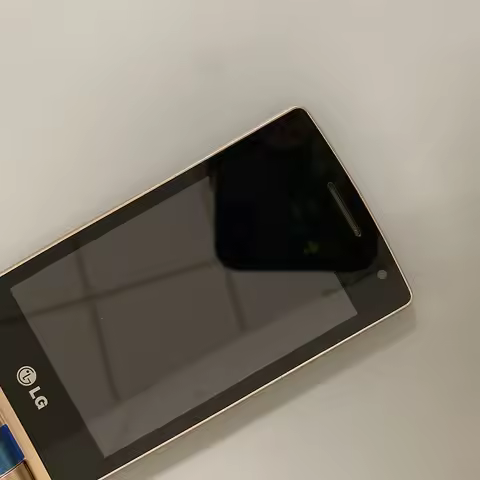 Original LG Wine Smart D486 mobile phone 3.5'' 1GB RAM 4GB ROM 8MP+0.3MP WiFi GPS Snapdragon 400 Qua