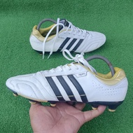 Kasut bola adidas saiz 11.5uk