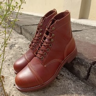 RWING 8111 Iron Ranger Wild Dark Brown Leather Boots