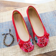 Retro Knot Buckle Embroidered Canvas Shoes - Low Heel