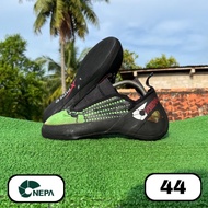 Nepa Stella 44 rock climbing shoes